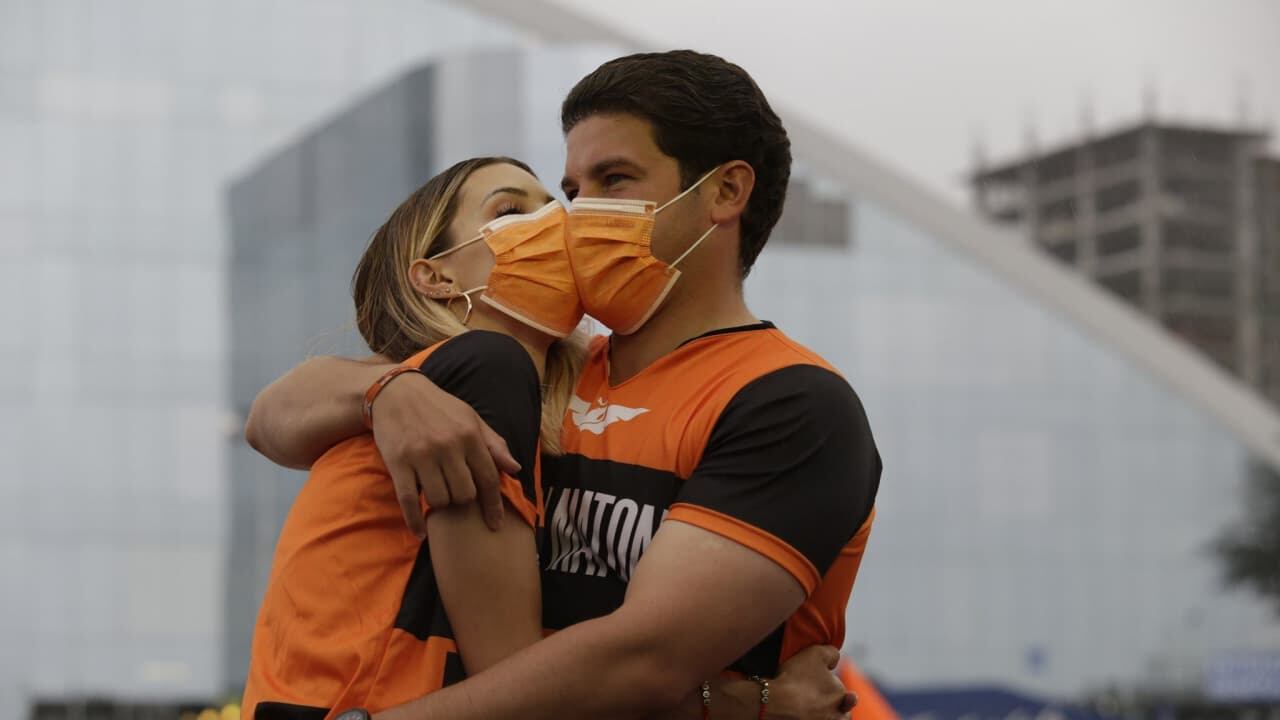 Samuel García y Mariana Rodríguez