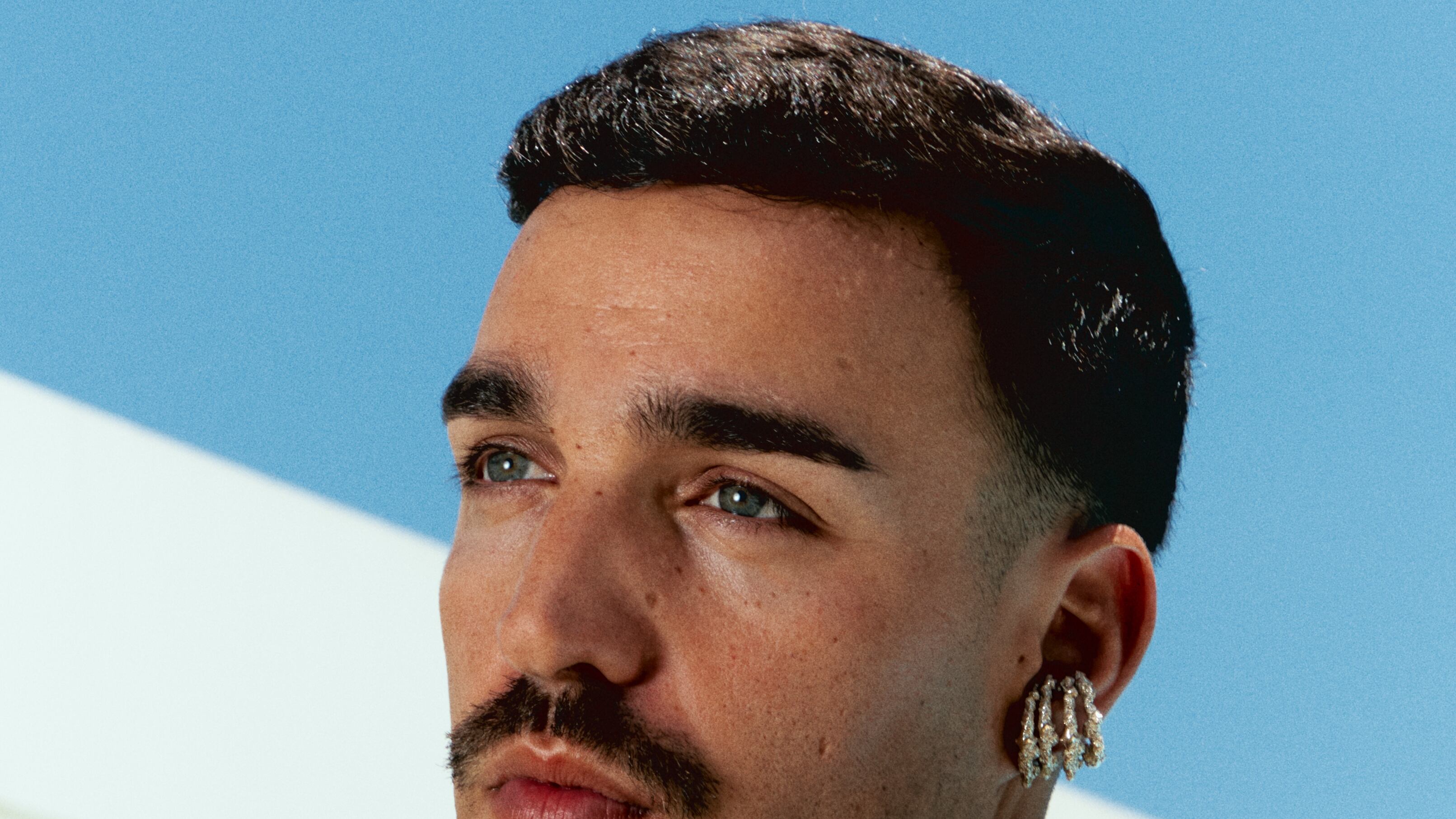 Rels B se corona con el español más escuchado en el extranjero