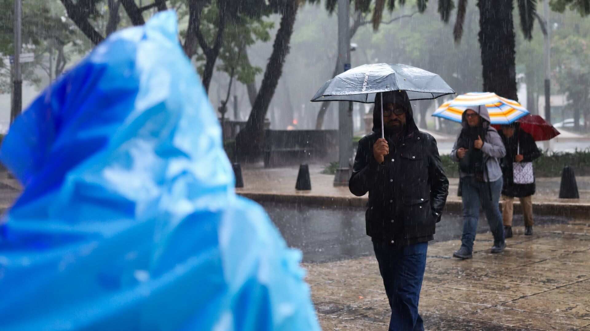 Alertas naranja y amarilla para toda la CDMX por lluvias este 23 de junio