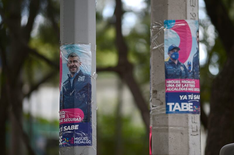 En Miguel Hidalgo abunda propaganda de Mauricio Tabe.