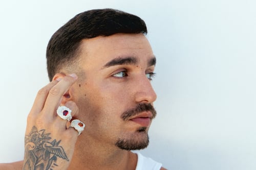 Rels B: collares, anillos y joyería inspirada en el mar Mediterráneo