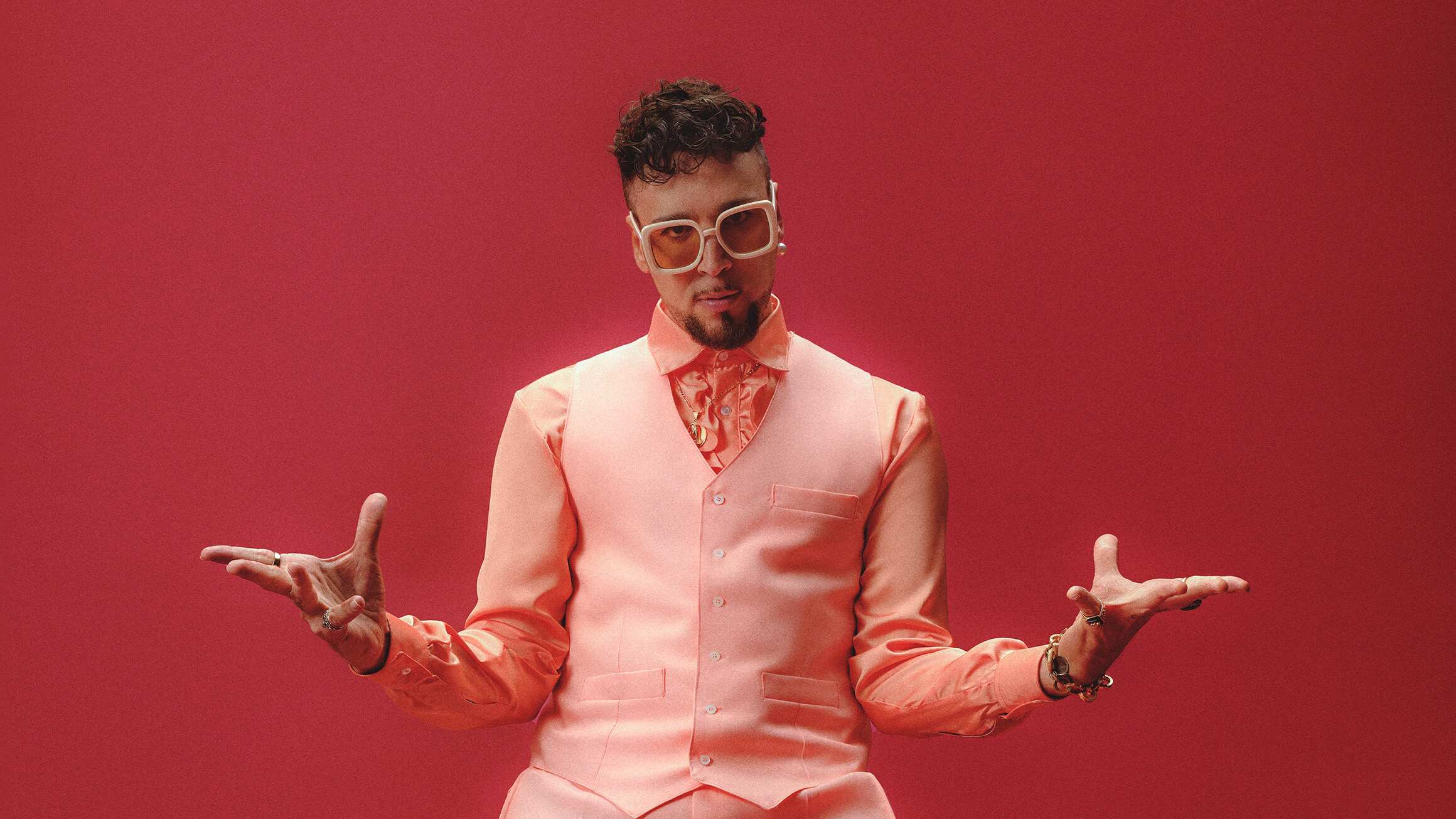 El músico argentino presenta su "Mesa dulce" en México.