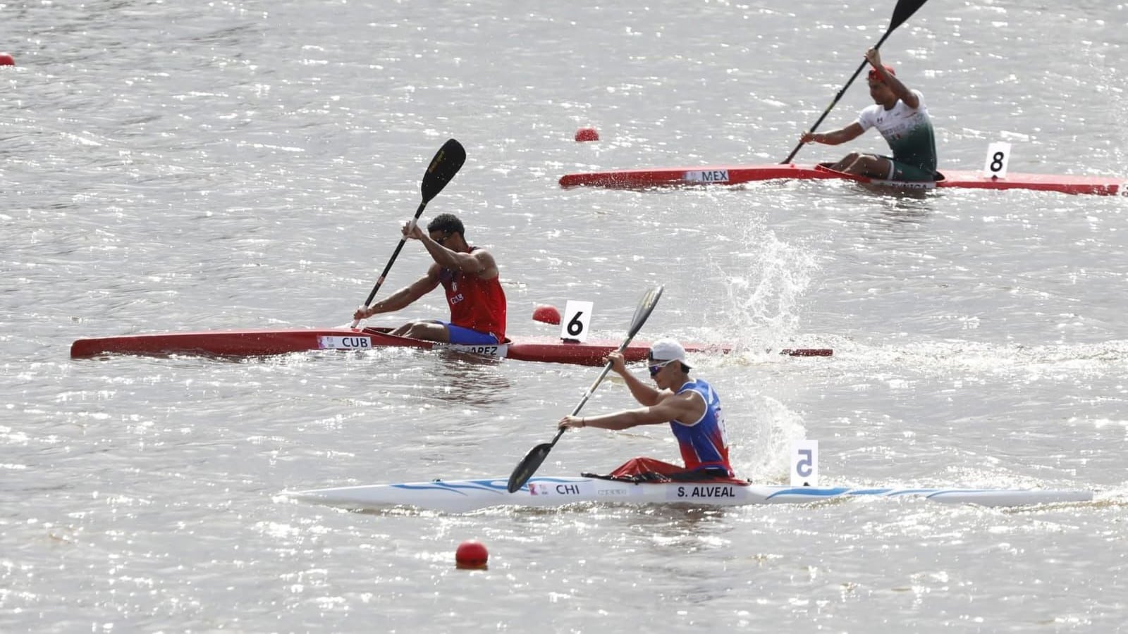 Canotista de Jalpan inicia concentración nacional con miras al ciclo olímpico 2028
