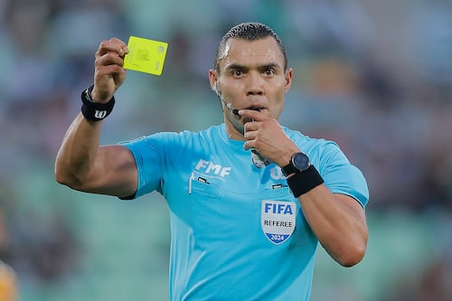 Amenazan de muerte al “Gato” Ortiz tras el Atlas vs Chivas; tuvo que cambiar de hotel