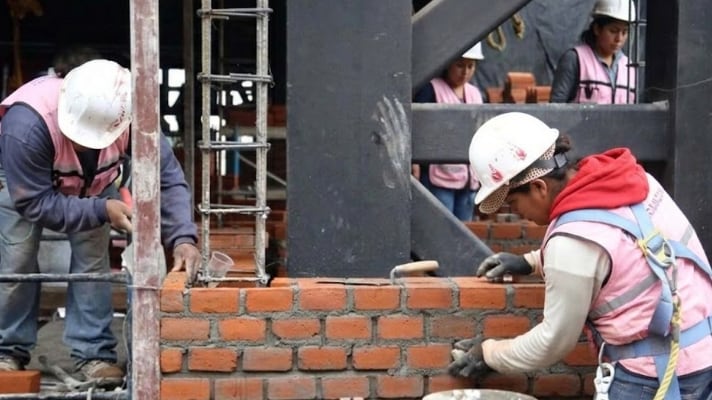 Más de 4 mil 200 mujeres se incorporaron al sector de la construcción en Guanajuato durante el último trimestre de 2025, un ámbito históricamente dominado por hombres, de acuerdo con la ENOE del INEGI.