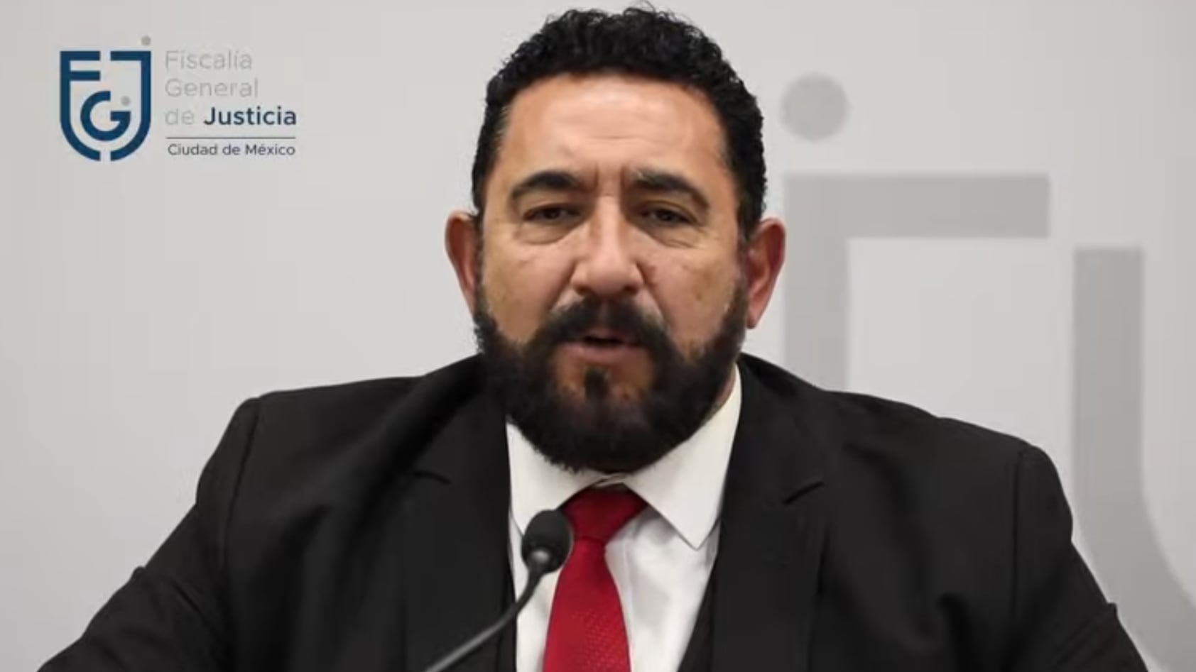 Vocero de la Fiscalía CDMX, Ulises López Lara, presenta los resultados de la investigación sobre los accidentes registrados en el Metro CDMX.