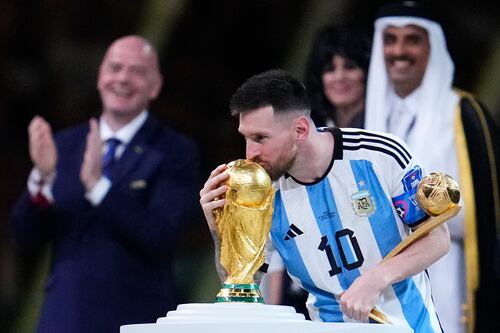 Van Gaal insinúa ayuda a Messi en Qatar 2022: “Tenía que ser campeón del mundo”