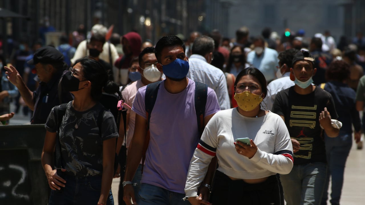 A 57% de los mexicanos le preocupa el costo de la electricidad, gas y agua; a 56% le angustia el encarecimiento de los alimentos y 68% compra sólo lo esencial.