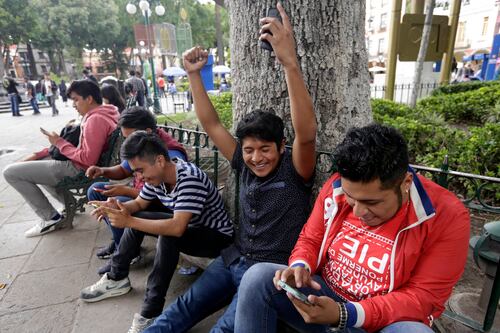 Smartphone es el rey de los hogares mexicanos: INEGI