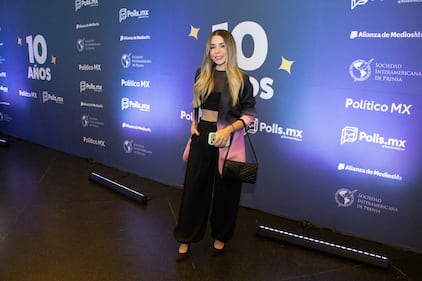 Político Mx celebra una década informando sobre la política de México.