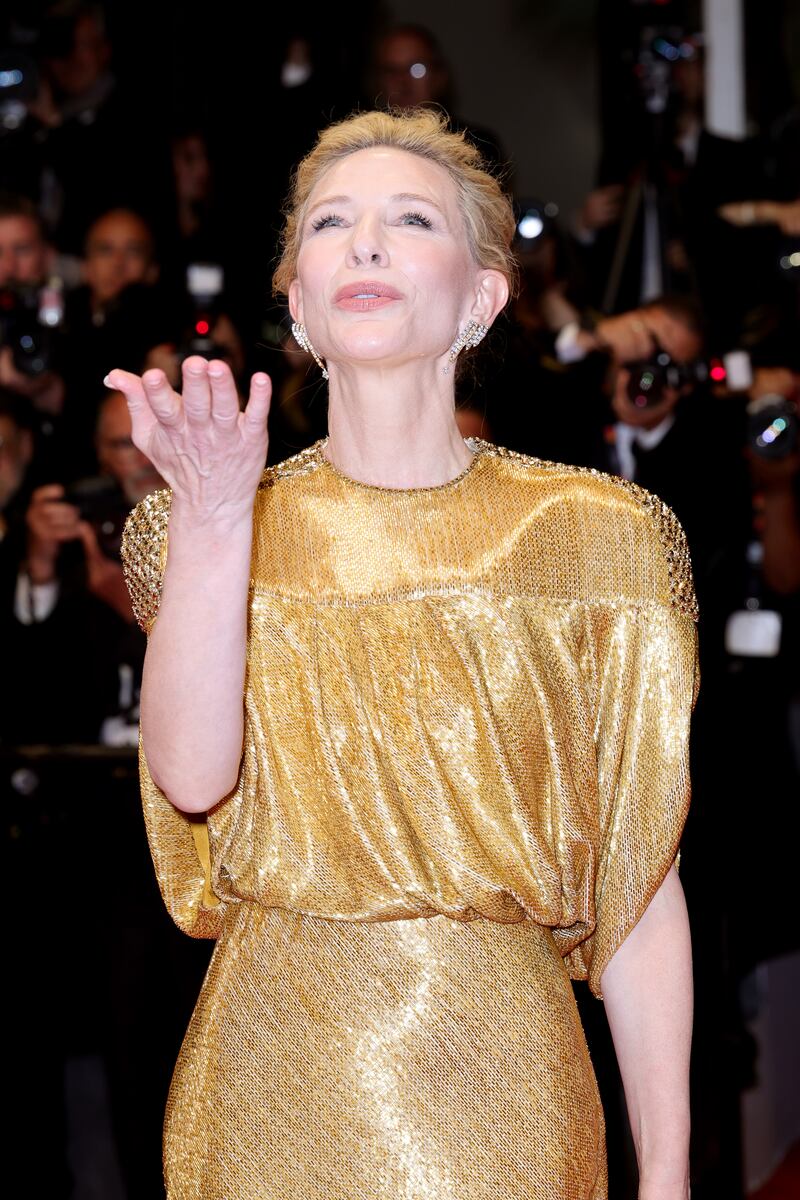 La actriz repite vestido:  Cannes 2024 y Globos de Oro 2025