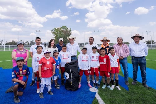 Rodrigo Monsalvo entrega primera etapa de Unidad Deportiva de la UAQ en Amazcala