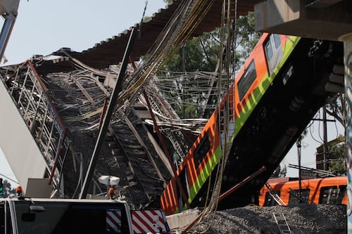 Identifican a las 25 personas fallecidas tras caída de vagones en la Línea 12