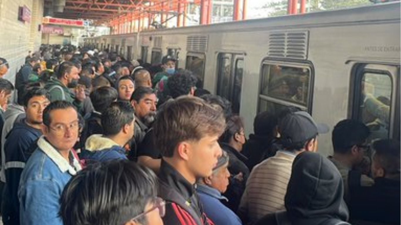 Marcha lenta en el Metro de la CDMX