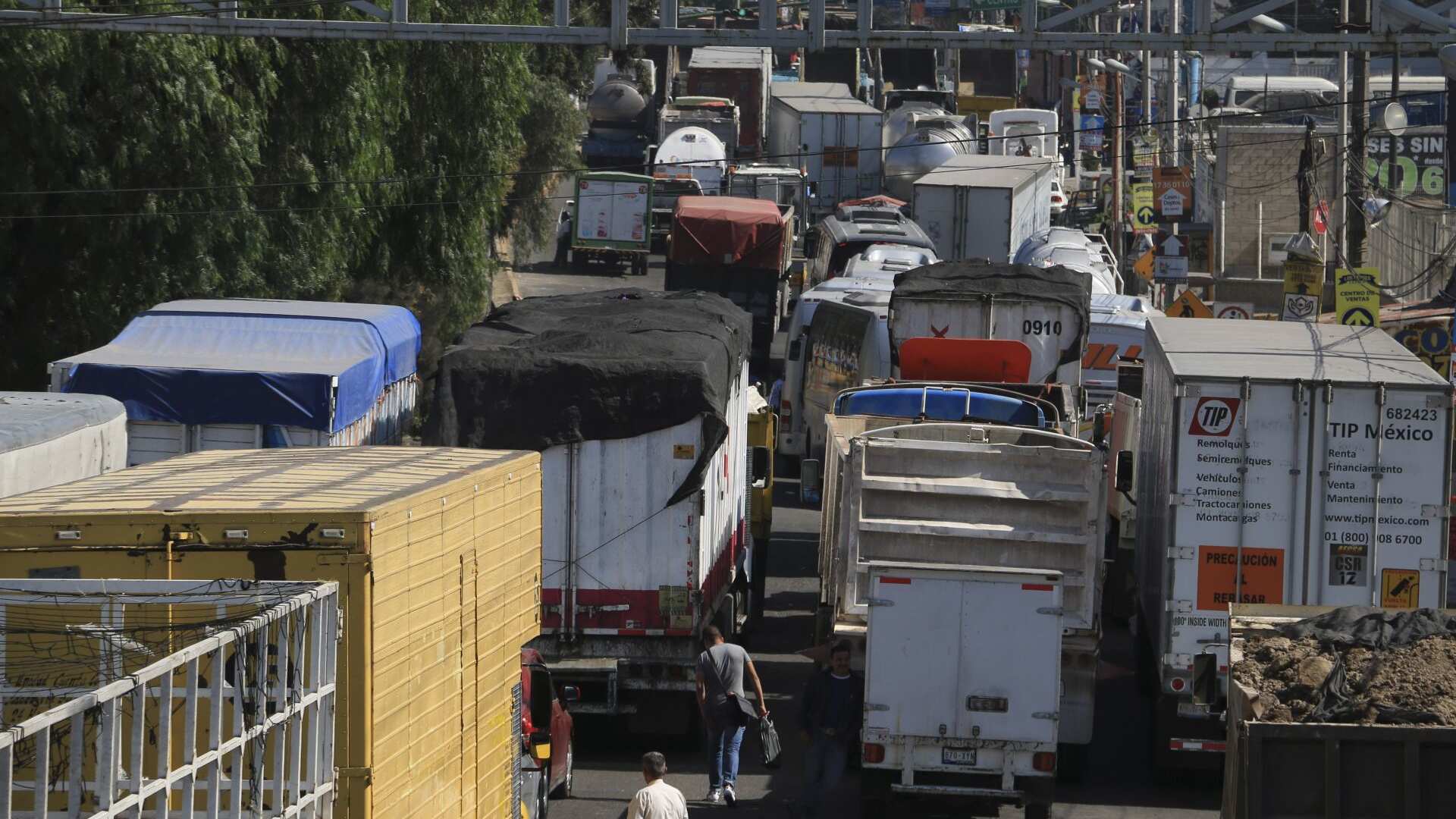 Transportistas realizarán bloqueos este miércoles.