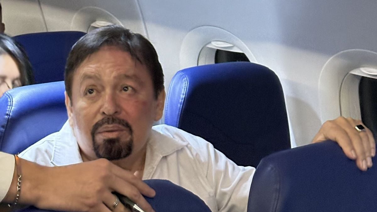 Viva Aerobus: Pasajero acosa sexualmente a mujer y menor en vuelo 1109 Mérida-CDMX