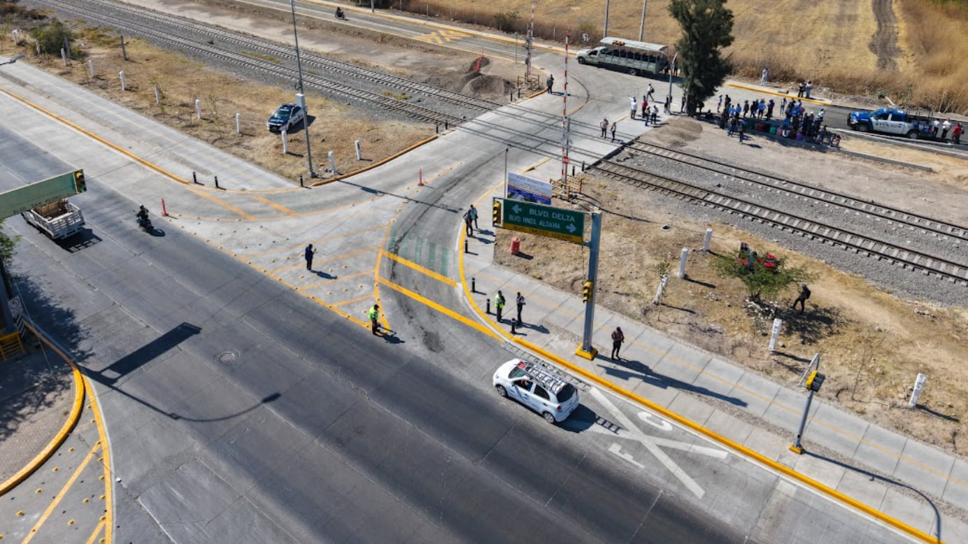 El IMUVI informó la aprobación de 9 asentamientos en San Juan de Abajo, con intervención en 477 lotes y beneficio directo para más de mil 800 personas.
