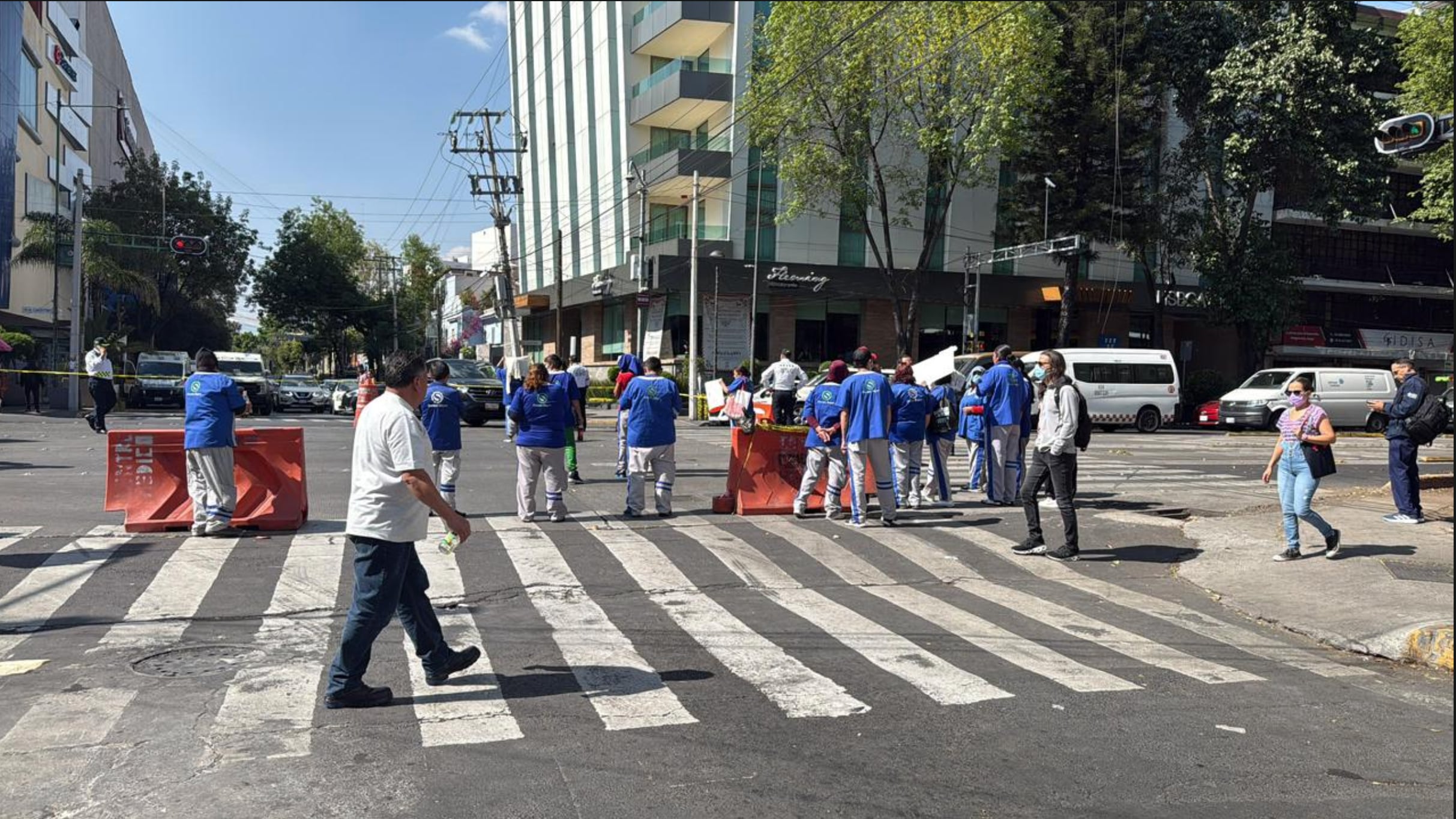Protesta trabajadores de limpieza