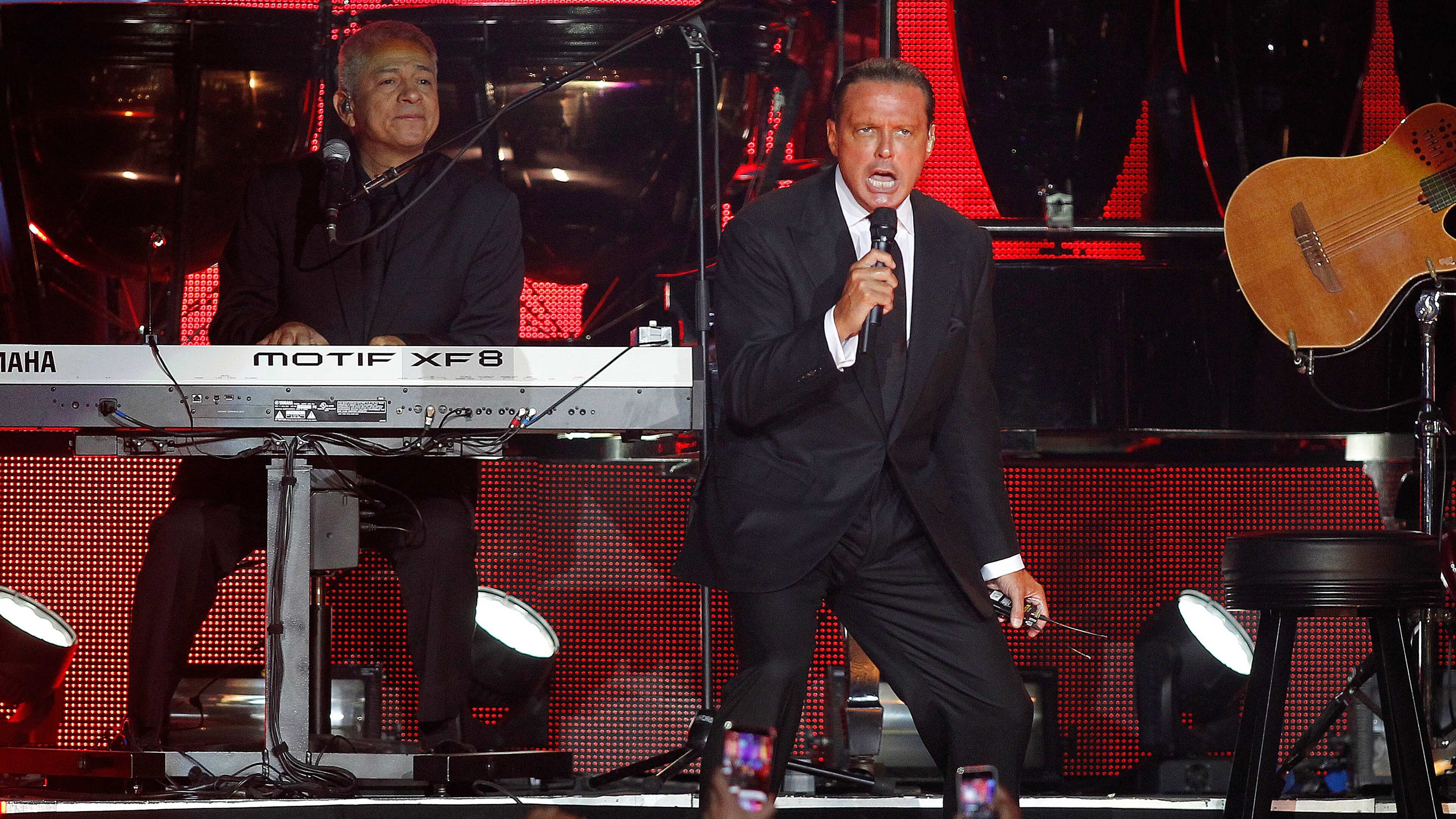 Luis Miguel en una de sus tantas presentaciones realizadas en Chile.