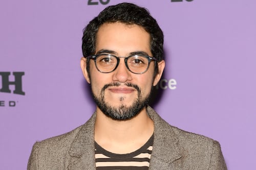 ¿Quién es Carlos López Estrada?, el cineasta nominado por “Raya y el último dragón”