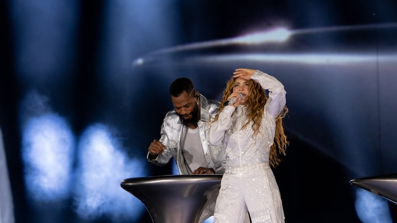 Shakira en el Zócalo de la CDMX: ¿Desde qué terrazas puedes verla y cómo reservar?