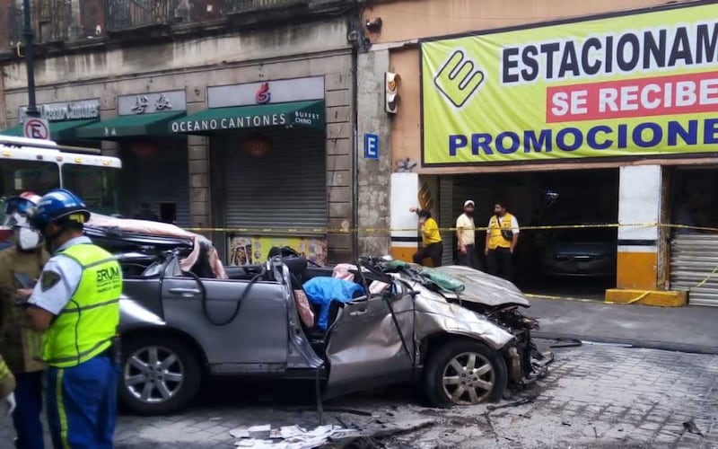 Un accidente ocurrió en un estacionamiento público de la CDMX