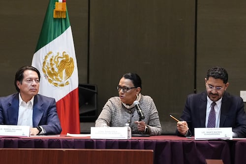 Gobierno y CNTE negocian contrarreloj mientras crece la tensión por futuras protestas