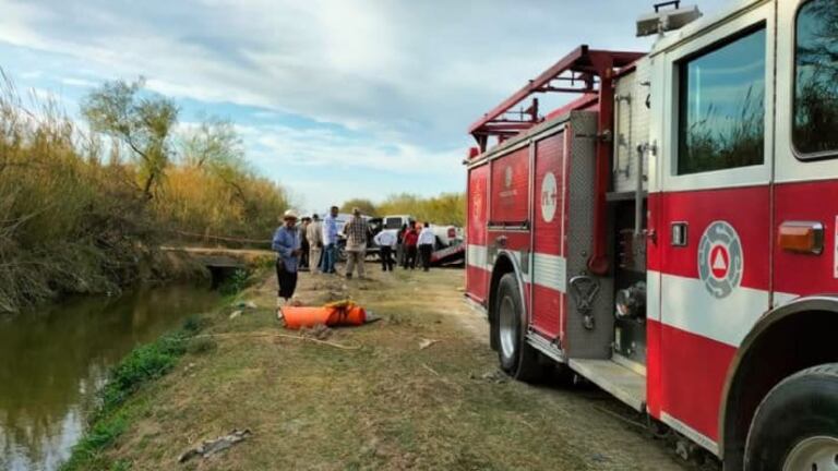 La Fiscalía continúa tratando de identificar los cinco cuerpos cuyas identidades y nacionalidades se desconocen.