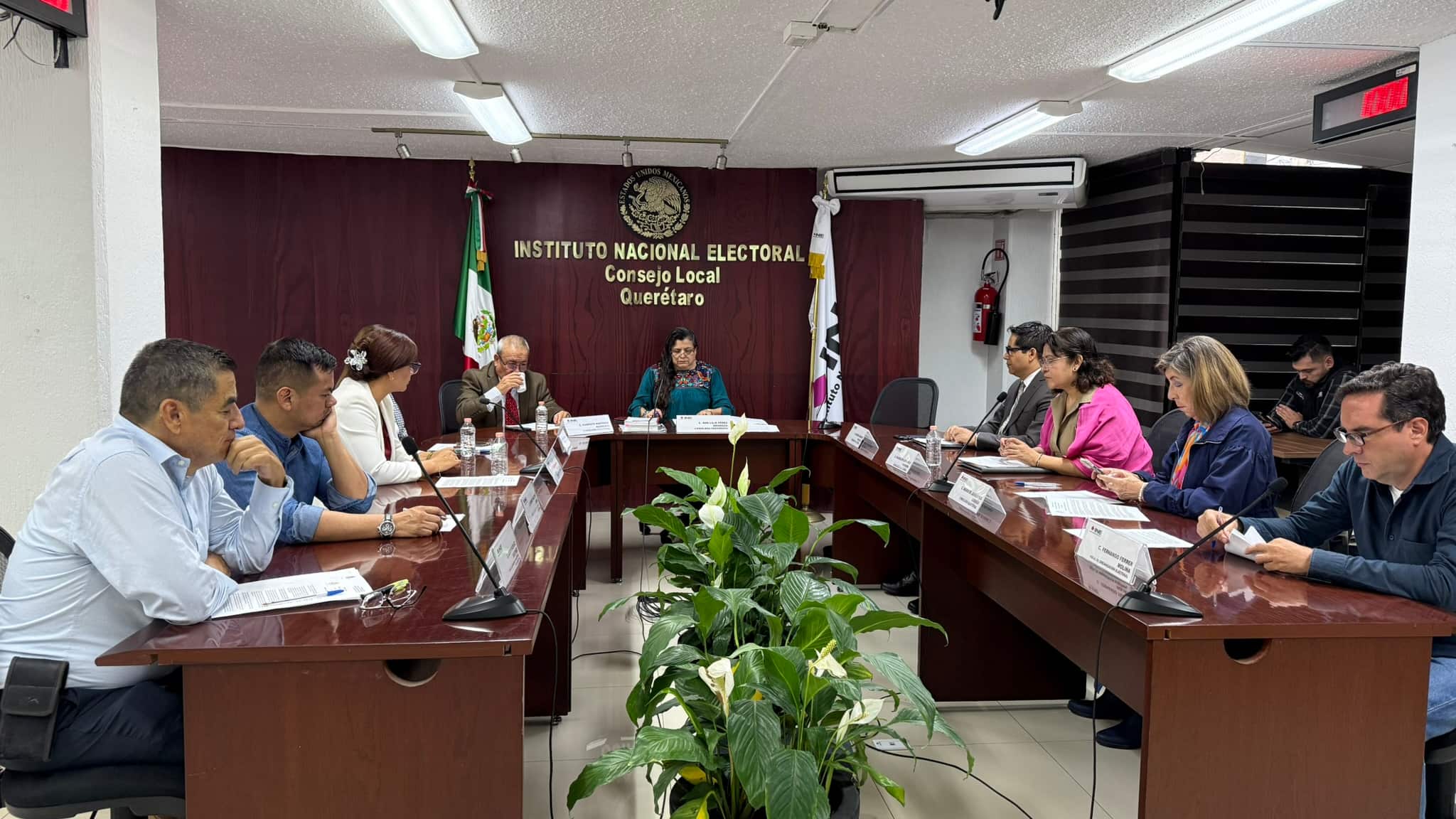 “Viable” revocación de mandato en 2027: INE Querétaro
