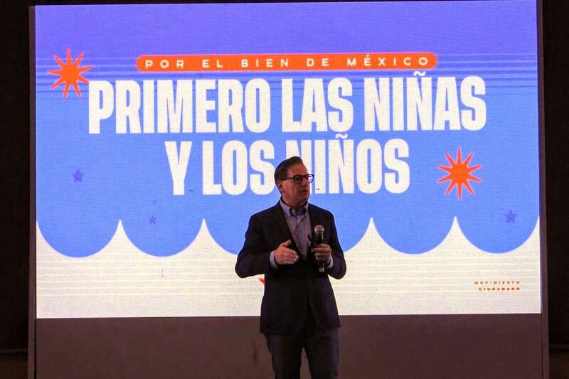 Primero las niñas y los niños