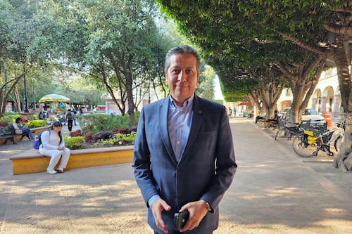 Banco Azteca niega afectación por campañas en redes sociales