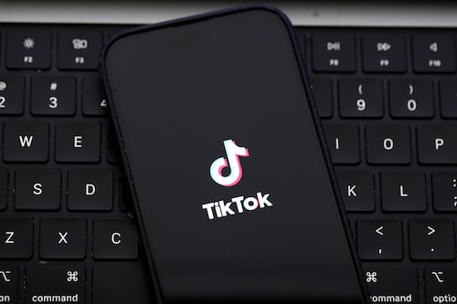 ¿Entrará en vigor la prohibición de TikTok en EE.UU. este domingo?