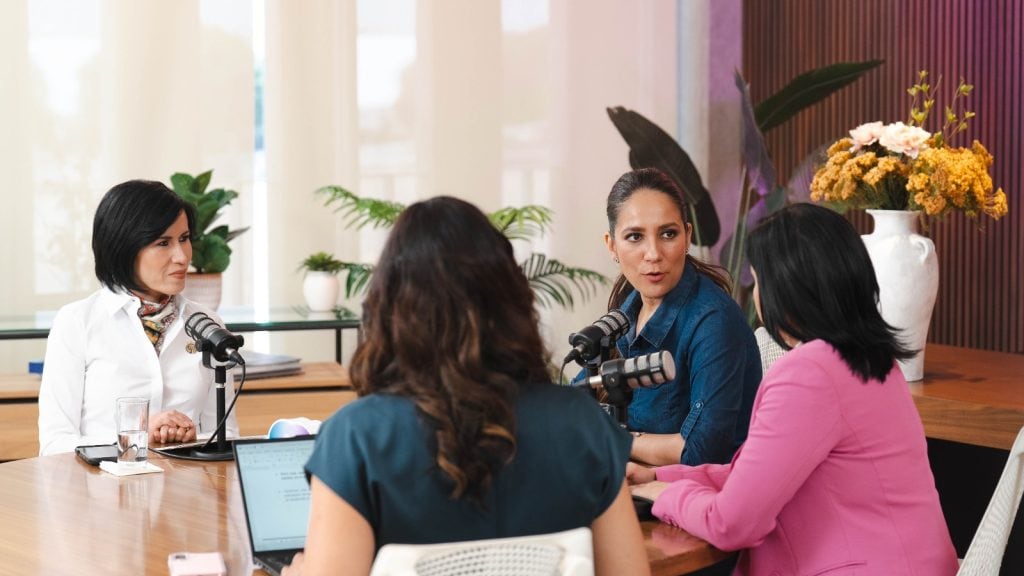 La Tarjeta Rosa suma más de 645 mil mujeres inscritas en Guanajuato y busca llegar a cerca de 690 mil beneficiarias este año.