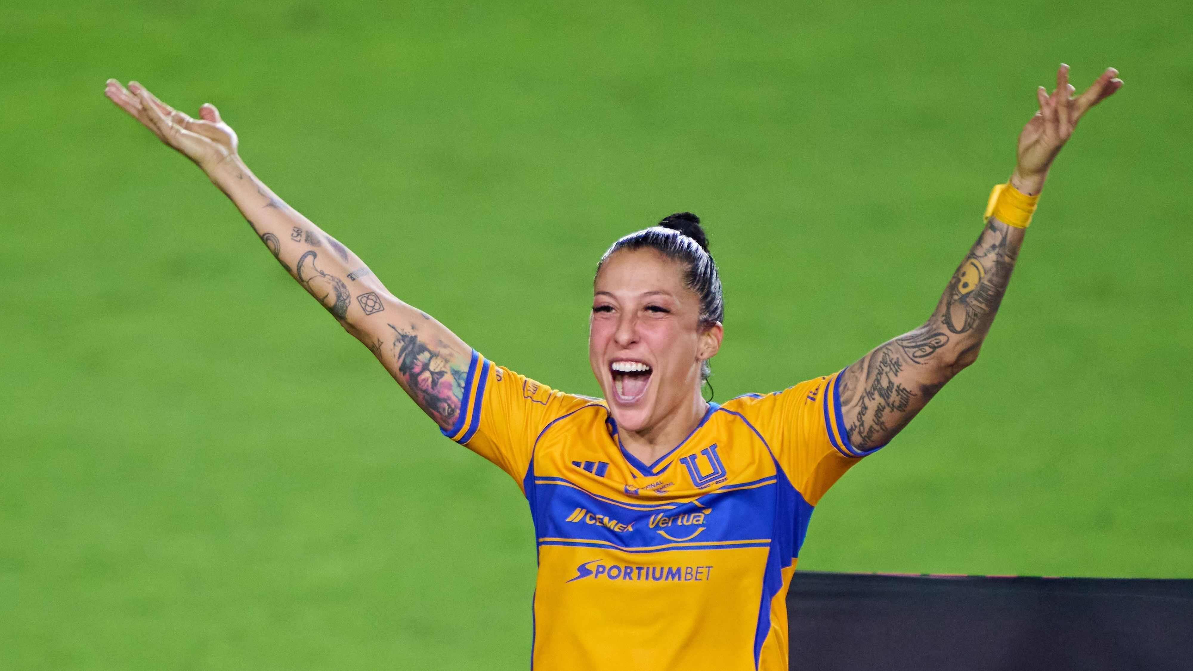 Jennifer Hermoso llegó a México para revolucionar el futbol
