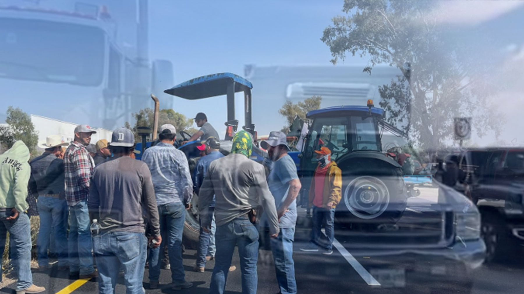 Sin maíz se paraliza el país. Una de las consignas de los campesinos que protestan.