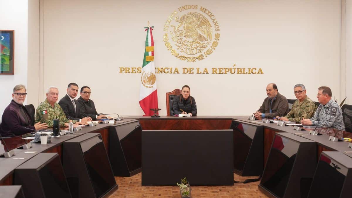 Sheinbaum condena el asesinato de Carlos Manzo, presidente municiapal de Uruapan; promete cero impunidad