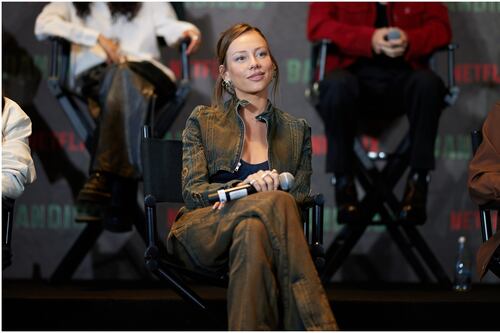 ¿Guiño a Playboy? Publicación de Ester Expósito revolucionó Instagram