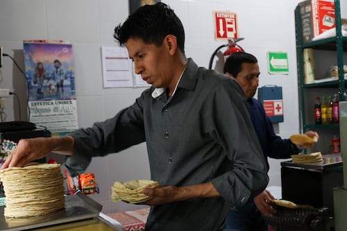 Precio de la tortilla en CDMX: alertan por posible aumento de hasta 4 pesos y piden operativos