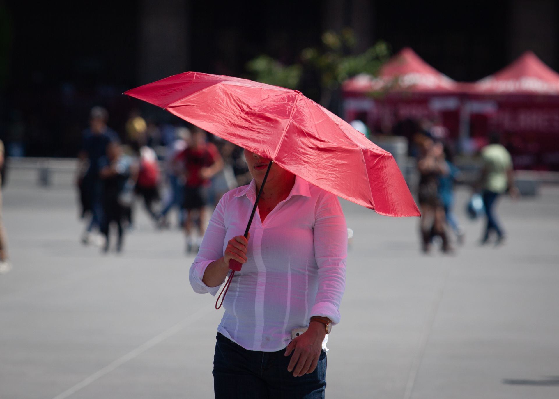 ¡CDMX bajo alerta! Se esperan lluvias aisladas y calor intenso este jueves en estas alcaldías