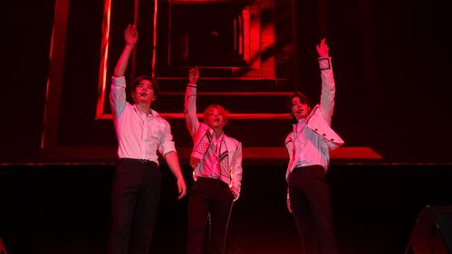 WEi 2ND WORLD TOUR passion in Latin America