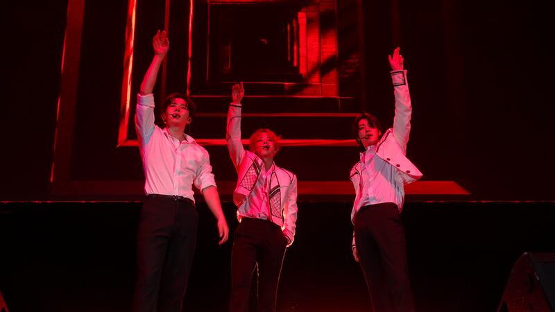 WEi 2ND WORLD TOUR passion in Latin America