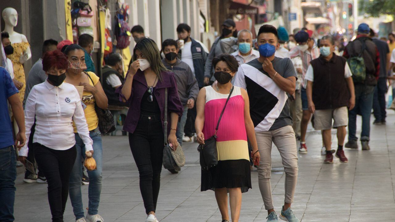 CDMX permanece en semáforo naranja 'hacia el amarillo'.