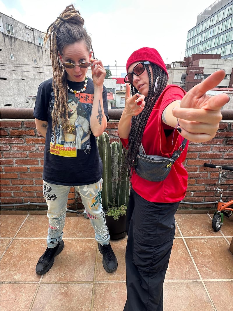 Niña Dioz y Ximbo