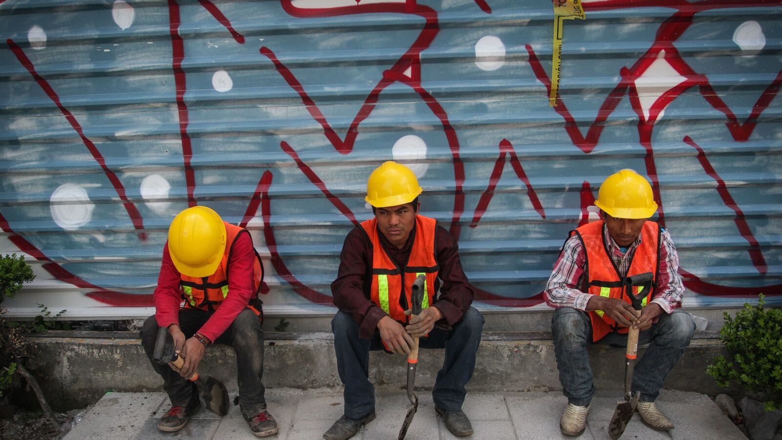 Ante la insatisfacción laboral, 35% de los trabajadores planea buscar un nuevo empleo en los próximos 12 meses; otro 22% lo está considerando.