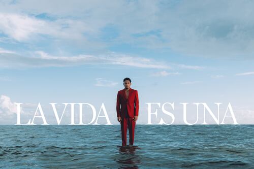 Myke Towers le da otro sentido a su carrera con ‘La vida es una’