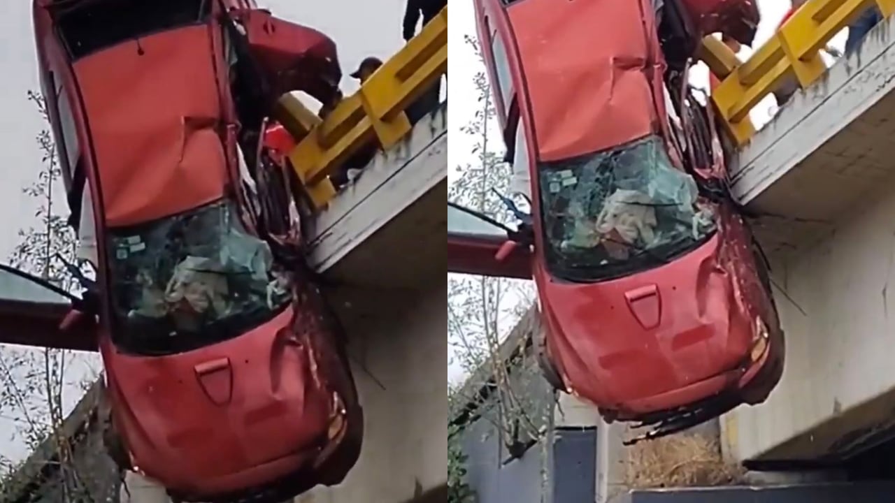 Auto queda colgado en Periférico Ecológico