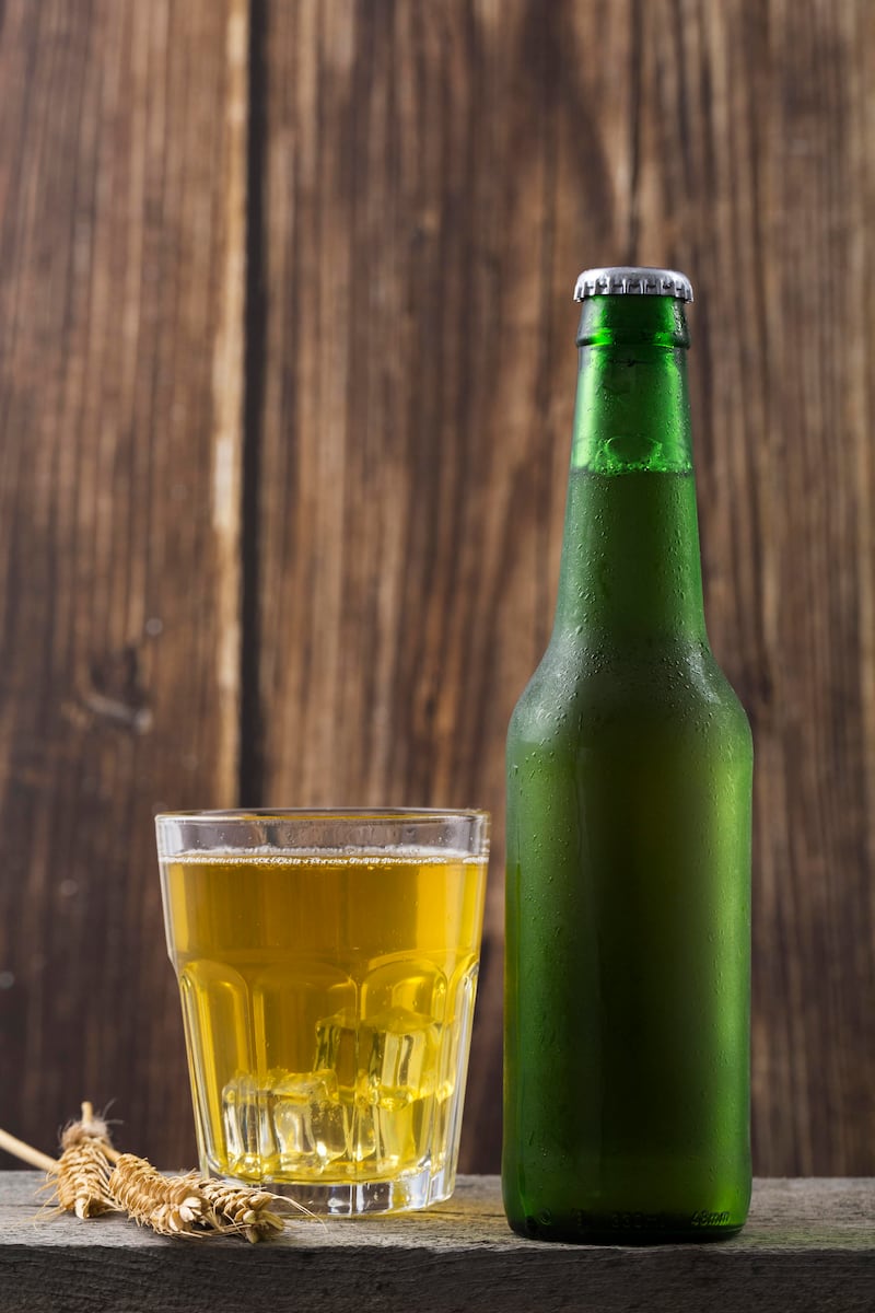 La producción de cerveza en México representa el 7.2 % del volumen global y genera más de 700 mil empleos. Más allá de ser una bebida, es un símbolo de identidad nacional, sustentabilidad y transformación social