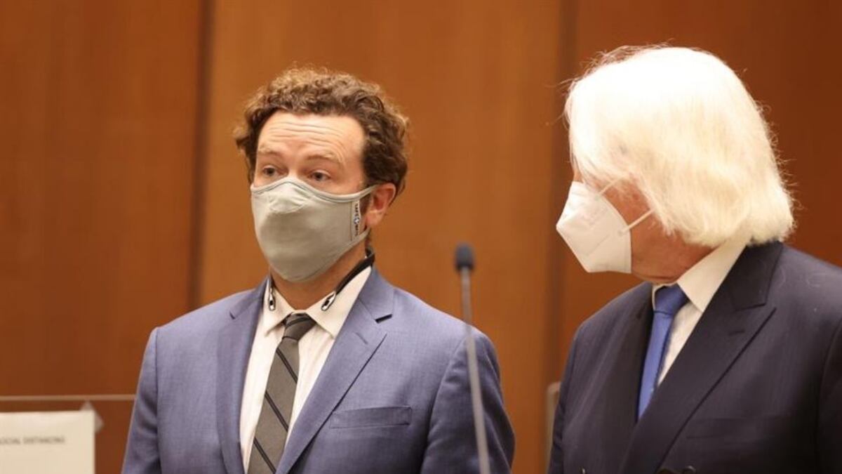 Famoso actor será juzgado por tres casos de violación