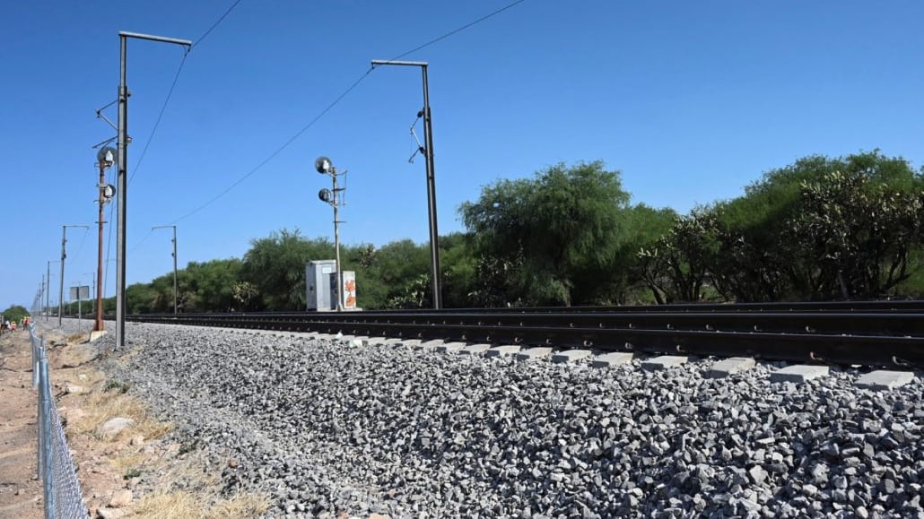 Constructores locales siguen fuera del tren México-Querétaro