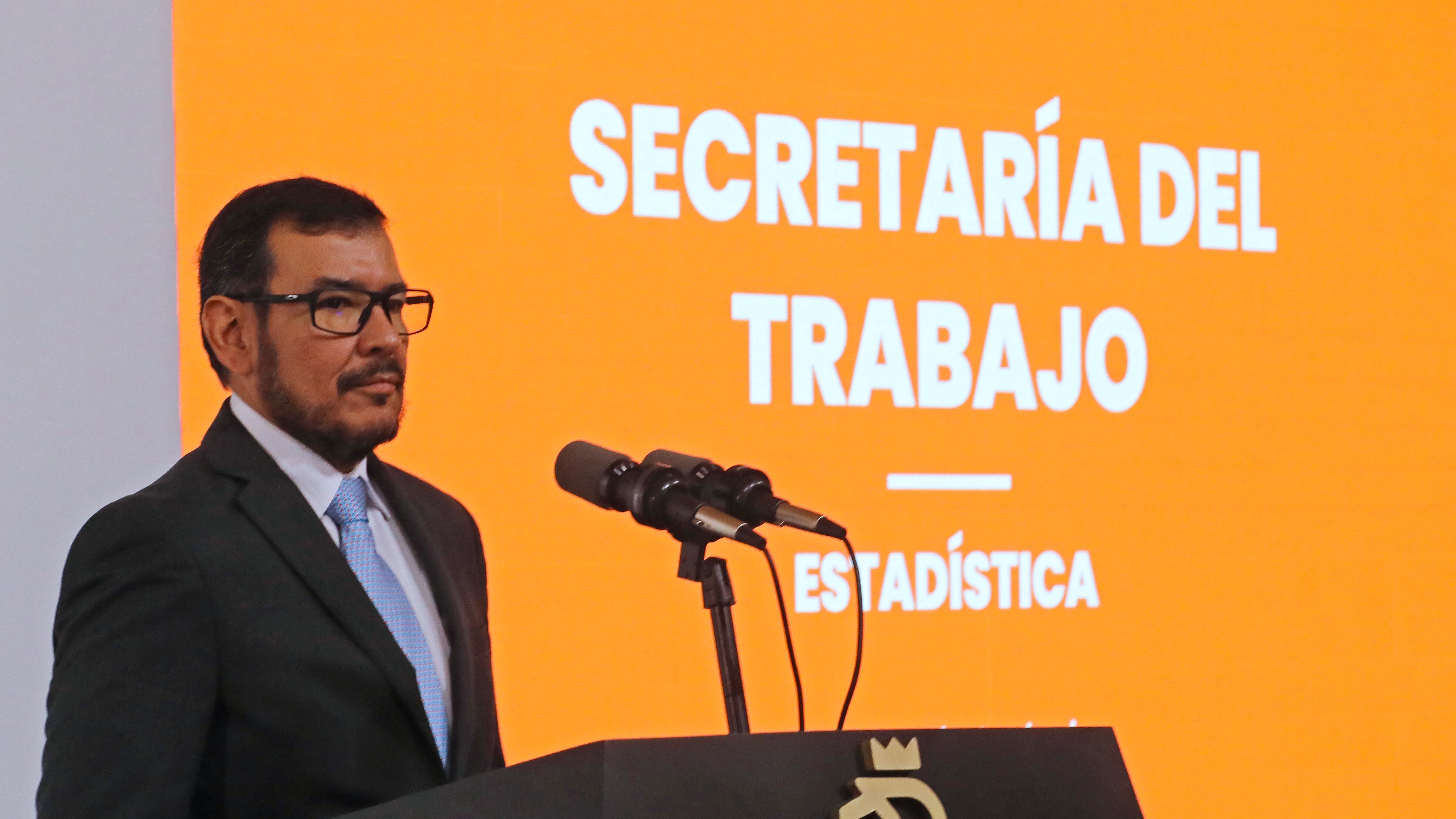 Rojas Veloquio señaló que fue imposible mantener empleos para las empresas, nos tocó una reingeniería en materia de capacitación y empleo.